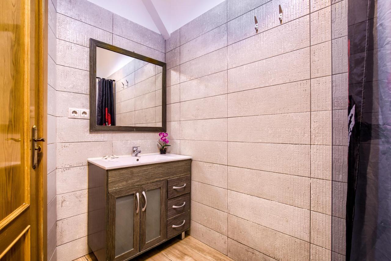 Charming Tirso De Molina I Apartamento Madri Exterior foto